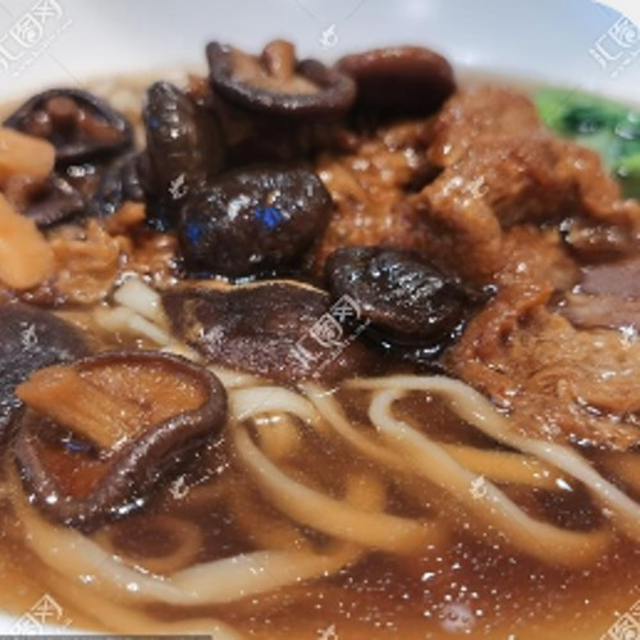 Veggie/Mushroom Noodle Soup.